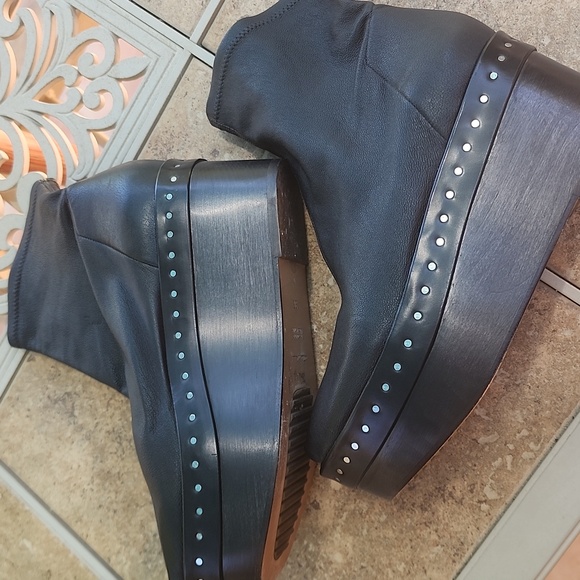 RICK OWENS Black Platform Boots